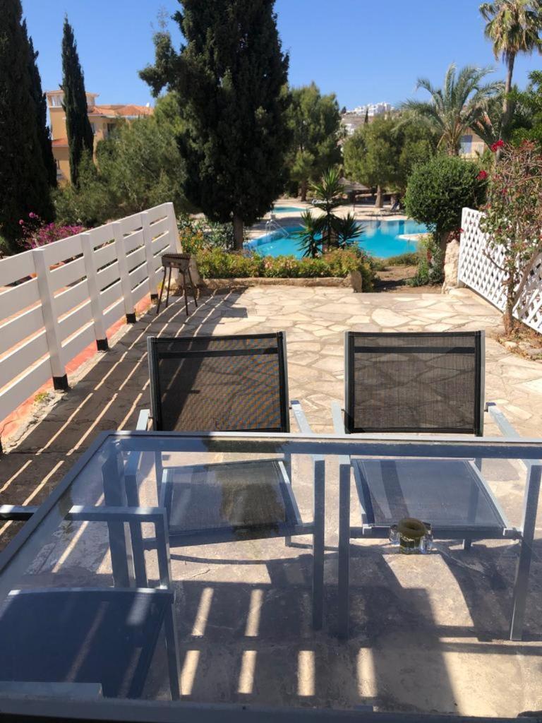 Regina Gardens - Spacious 3 Bed, 2 Bath Maisonette Paphos Exterior foto